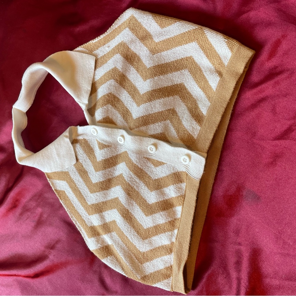 Jolie and joy large halter crop top